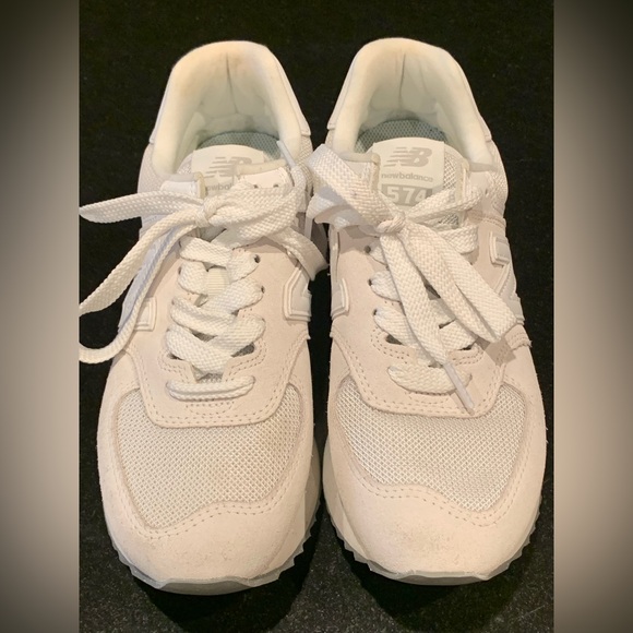 Women’s Nee Balance 574 Reflection Sneakers, Size 8 - Picture 3 of 16